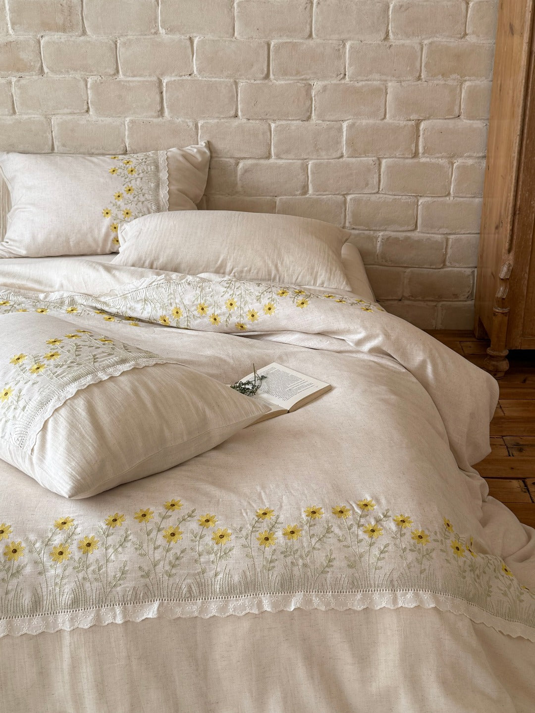 Vine Lace Cotton Linen Duvet Cover original reference image 15