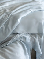 Whisper Heart  Jacquard Comforter - Blue original reference image 5
