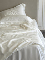 Whisper Heart  Jacquard Comforter - White original reference image 1