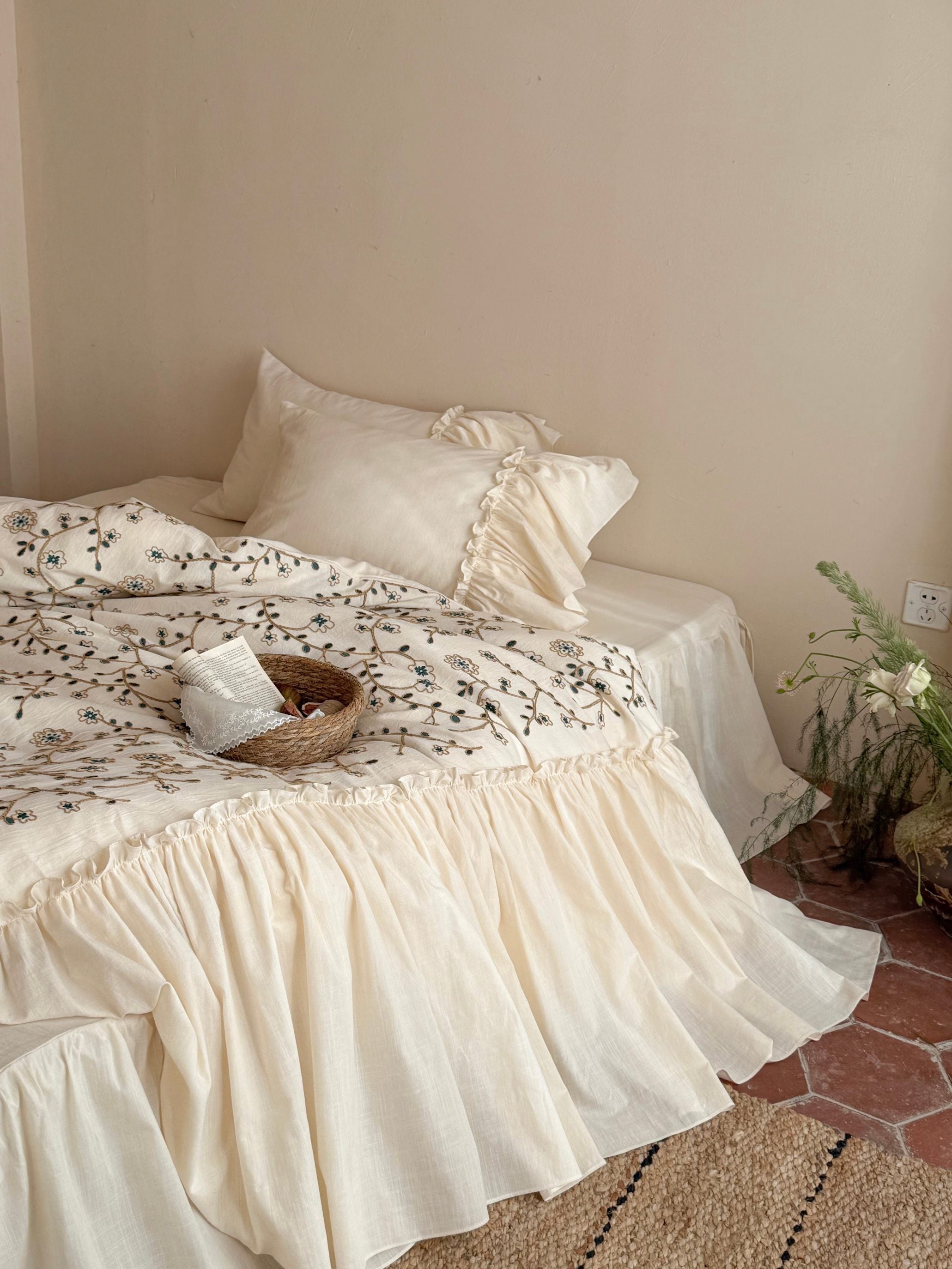 Willow Vine Embroidered Duvet Cover original reference image 3